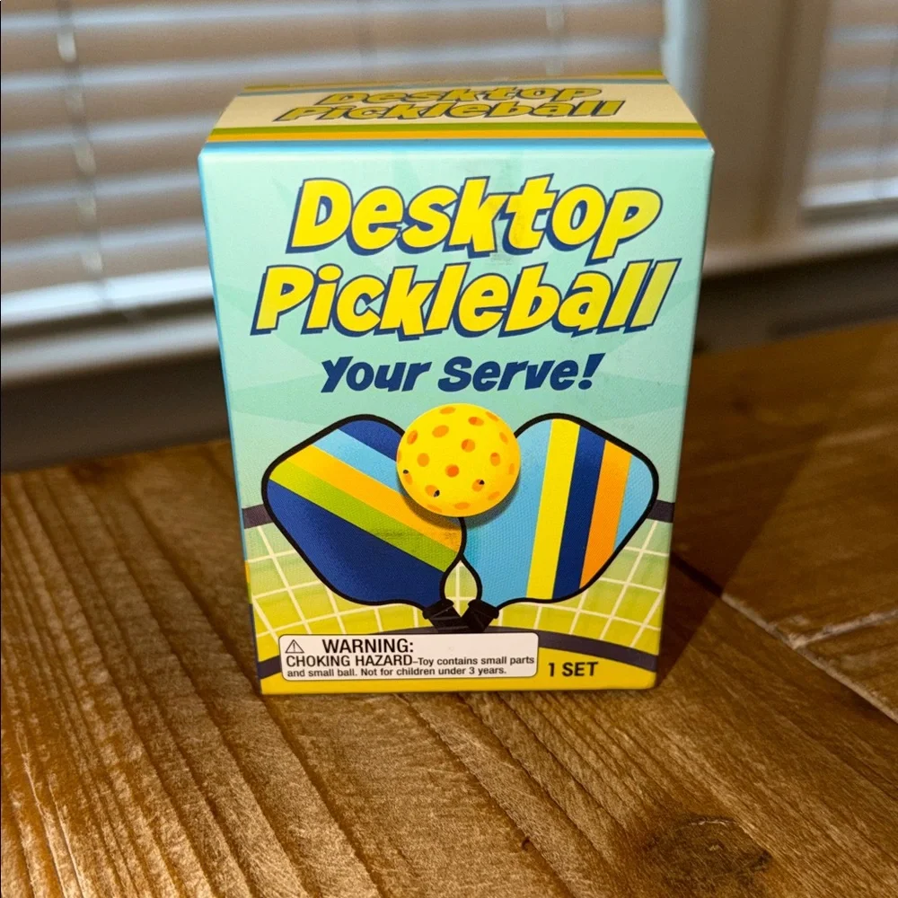 Desktop Pickleball Set - Picture 1 of 3